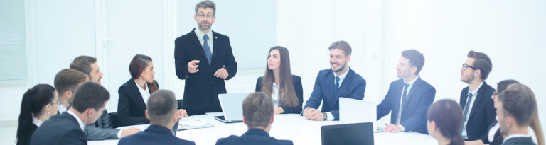 Here’s How you Should Set up an Employee Training and Development Course