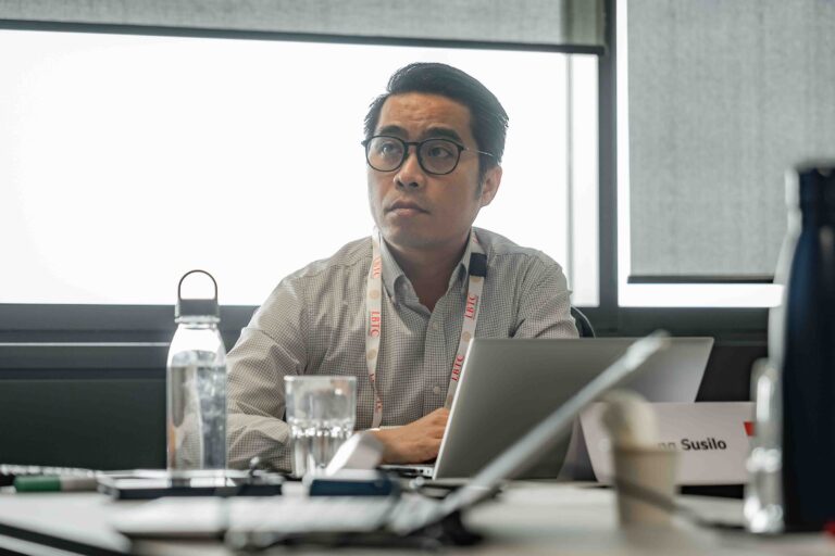 Central Banking: Governance, Digital Risk, and Institutional Innovation online course