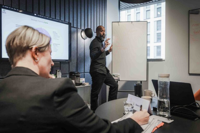 Strategic Execution and Stakeholder Alignment in Operations